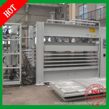 Máquina de prensado en caliente y nueva condición Máquina de laminación en caliente de laminación de melamina de ciclo corto